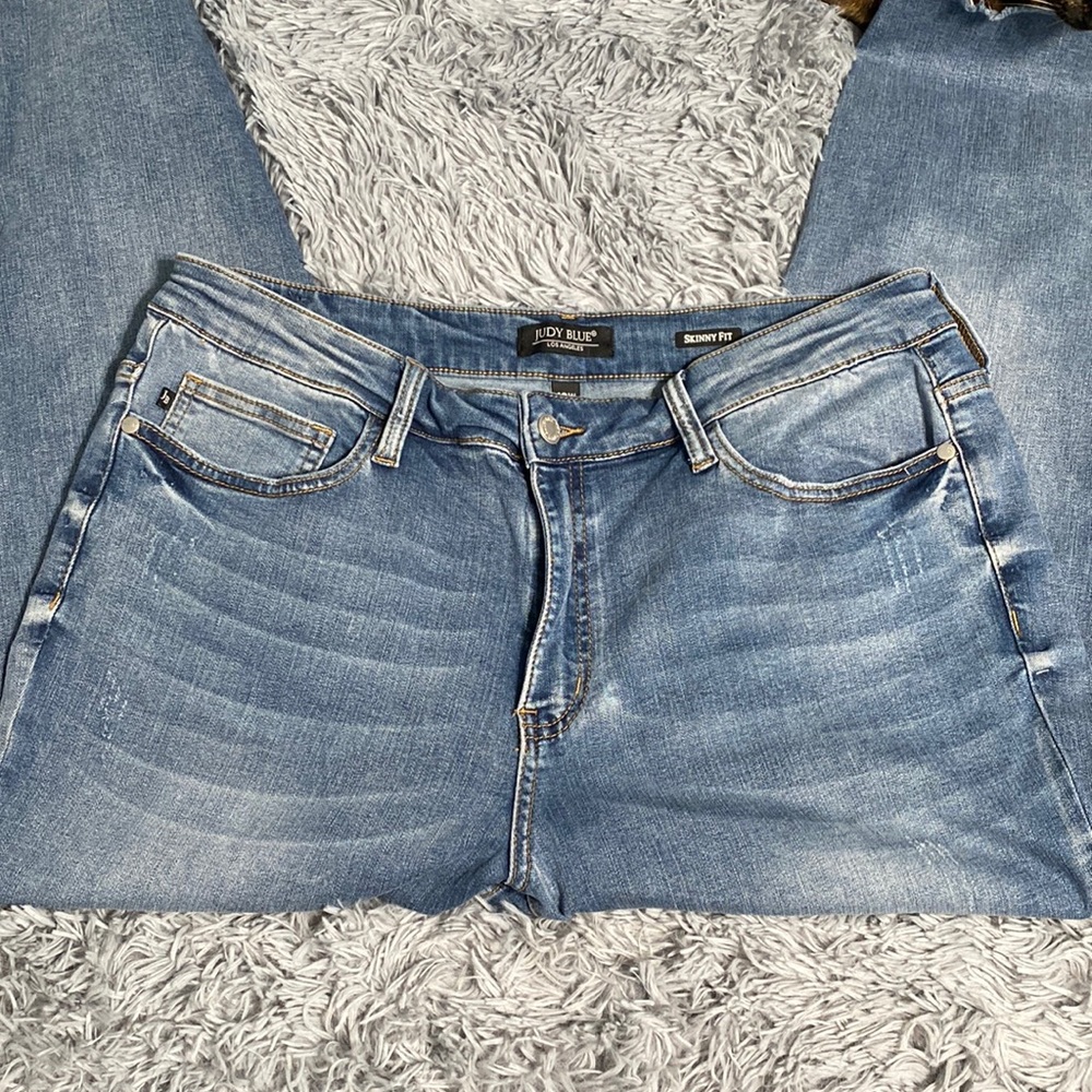 Judy Blue Skinny Fit Tulip Hem Jeans